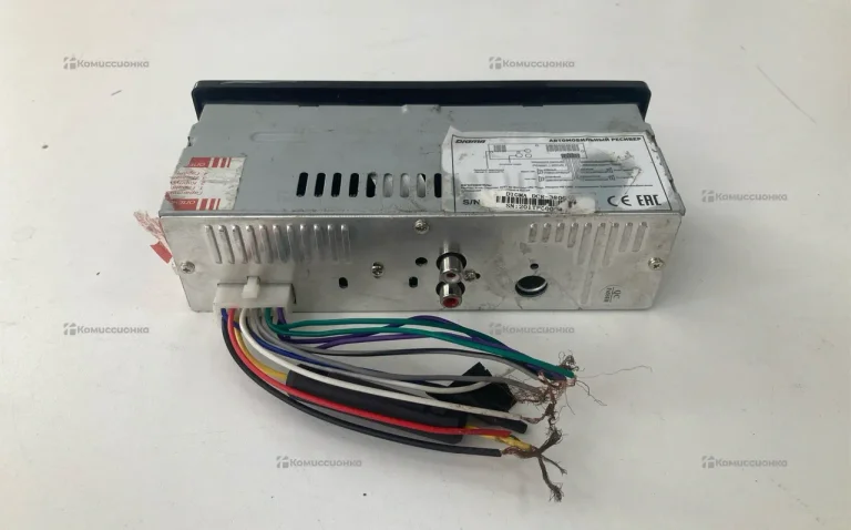 Автомагнитола  DIGMA DCR-380G