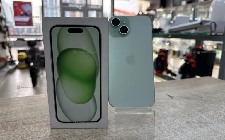 Apple iPhone 15 6/128 ГБ