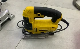 Электролобзик DeWALT DWE349