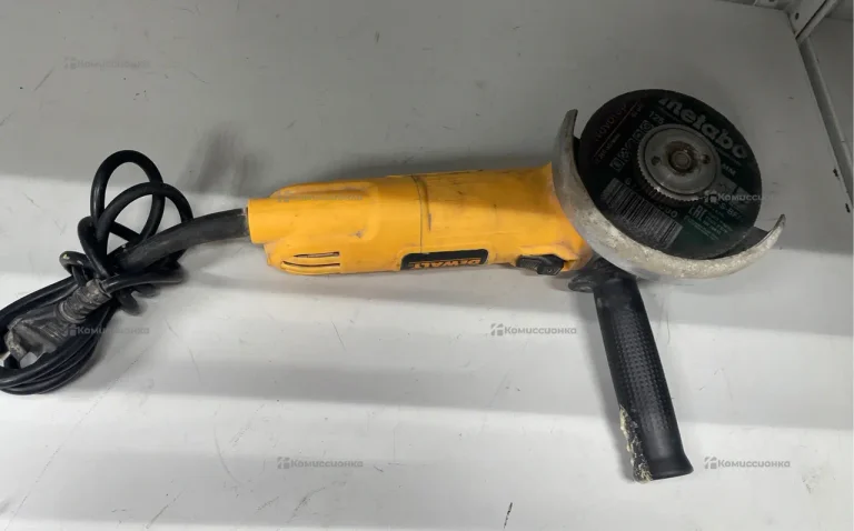 ушм Dewalt реплика