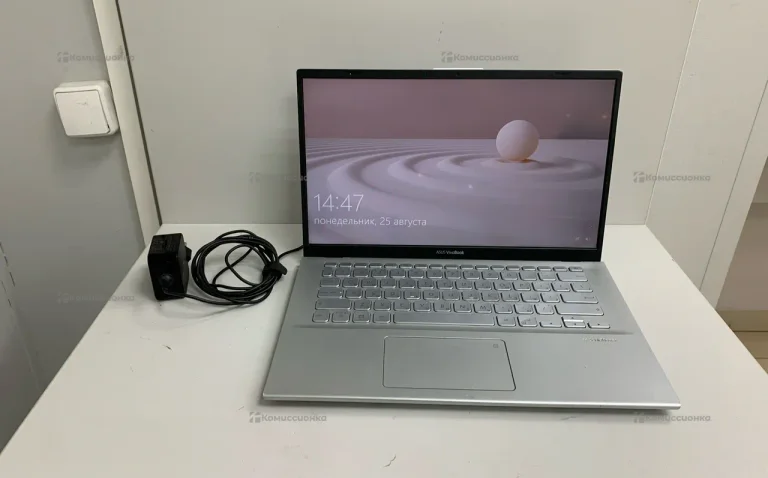 Ноутбук  Asus Vivo book  f412u
