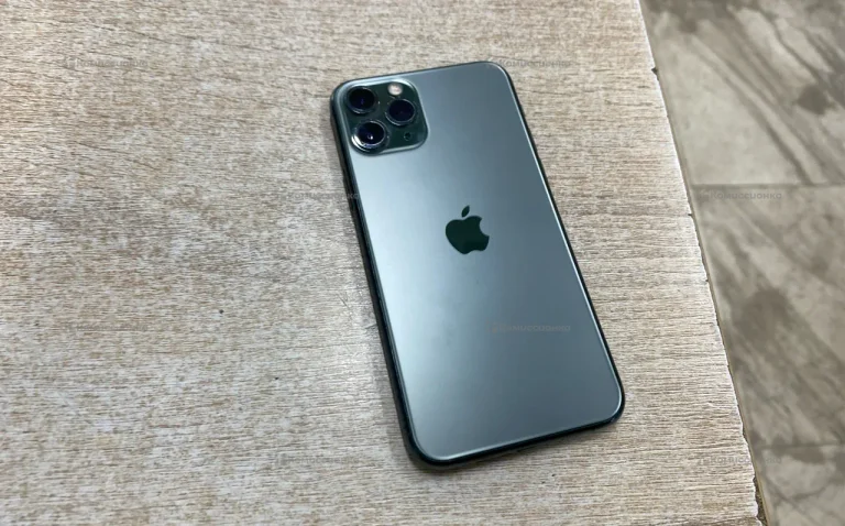Apple iPhone 11 4/256 ГБ