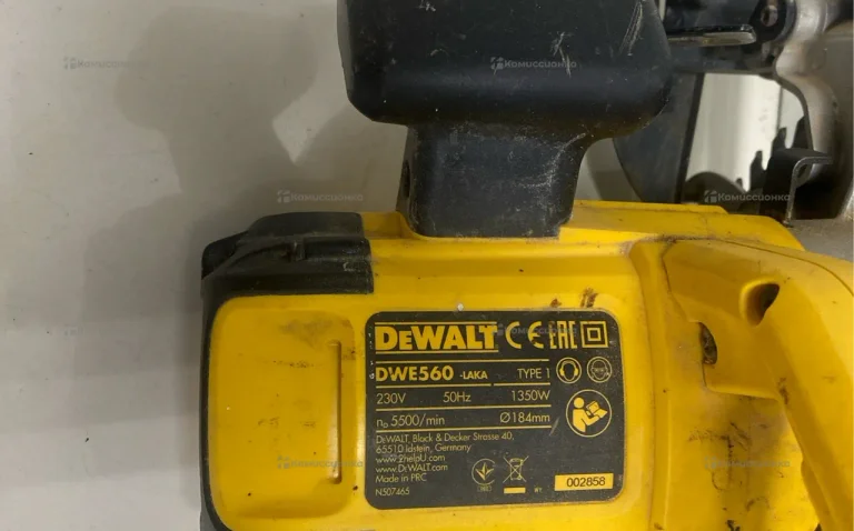 Dewalt dwe 560