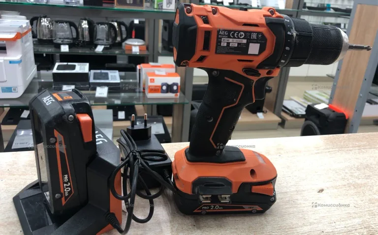 Аккумуляторный шуруповерт AEG BS18G4