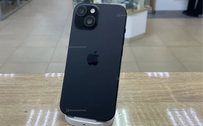 Apple iPhone 15 6/128 ГБ