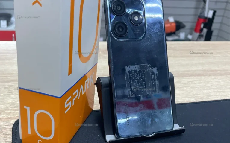 Tecno Spark 10C 4/64 ГБ