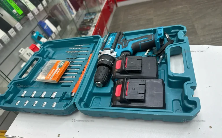 Шуруповерт реплика Makita