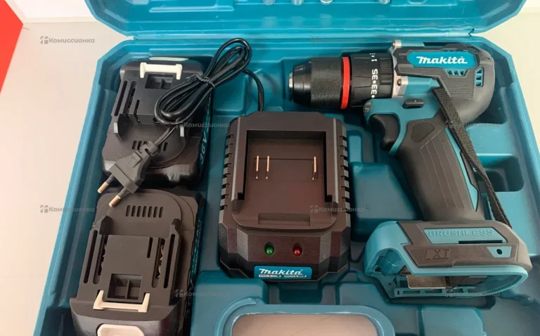 Шуруповерт Makita