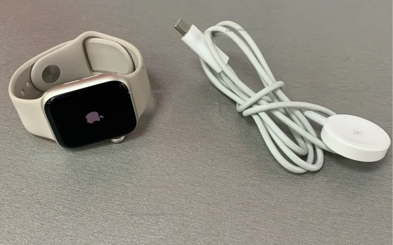 Часы  Apple Watch SE 2 40mm