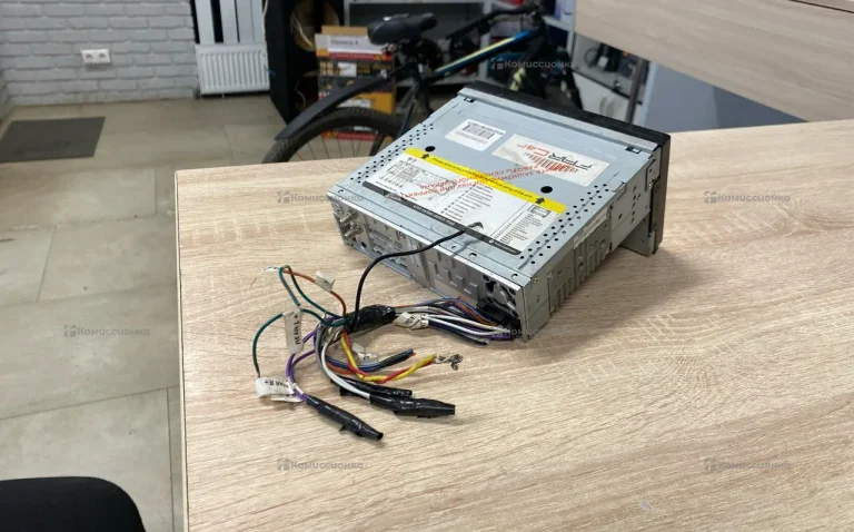 Автомагнитола  андроид 4 дюйма FARCAR