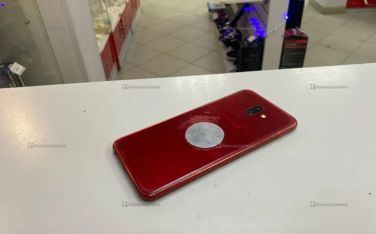 Samsung Galaxy J6+ 3/32 ГБ