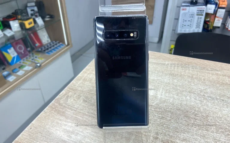 Samsung Galaxy S10 8/128 ГБ