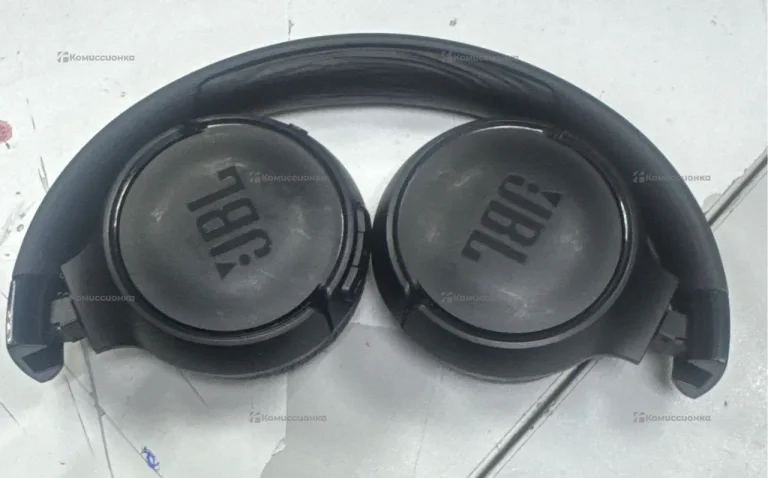 Наушники  JBL