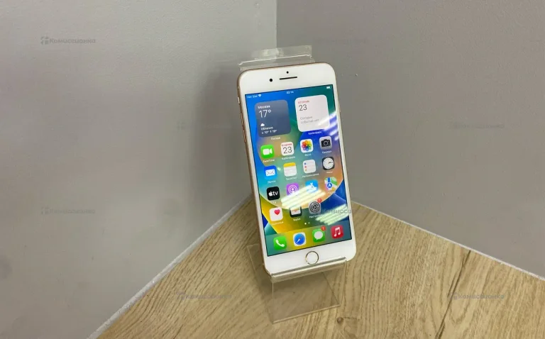 Apple iPhone 8 Plus 3/64 ГБ