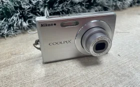 Фотоаппарат  Nikon coolpix s200
