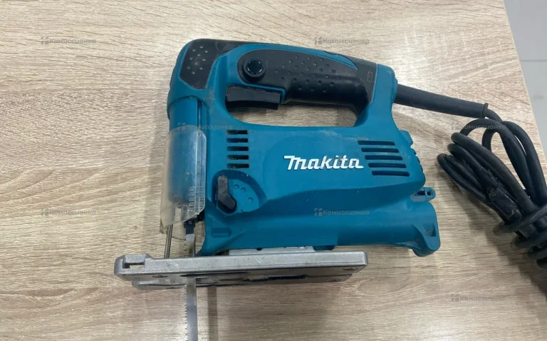 Электролобзик makita 4329