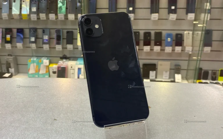 Apple iPhone 11 4/64 ГБ