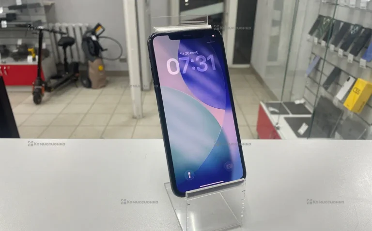 Apple iPhone 11 Pro Max 4/64 ГБ