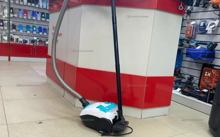 Пылесос  Normann 1600w