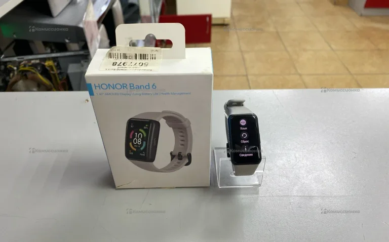 Часы  Honor Band 6