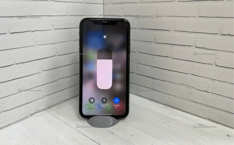 Apple iPhone 11 4/128 ГБ