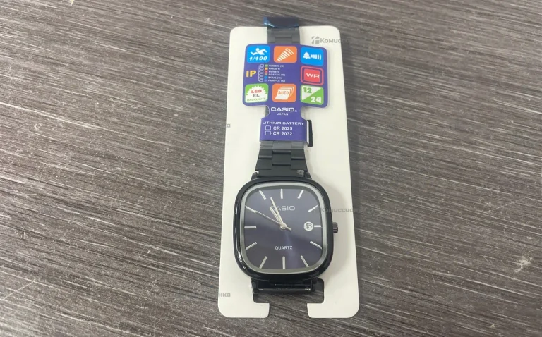 Часы  Casio Quartz