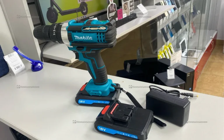Шуруповерт Makita 18v
