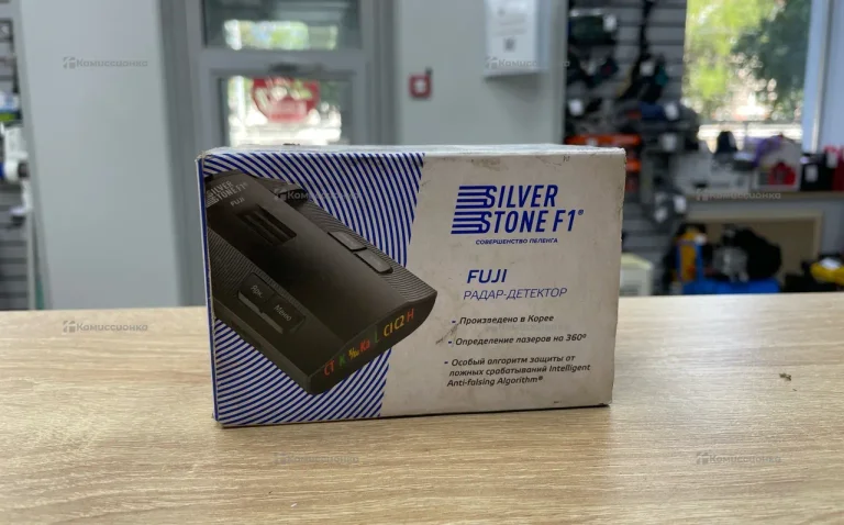 Радар детектор Fuji Silver stone F1