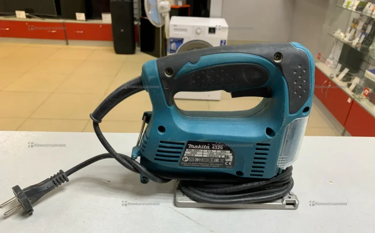 Электролобзик makita 4329