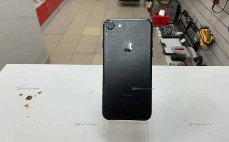 Apple Apple iPhone 7 128 GB