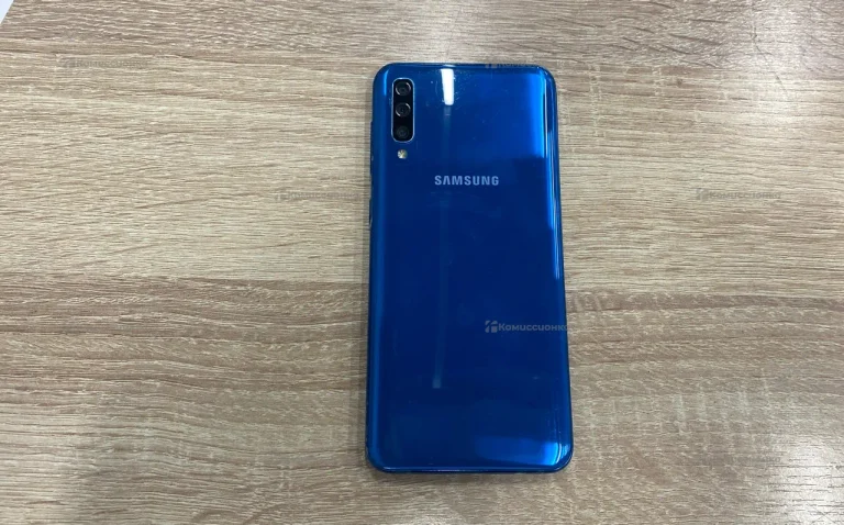 Samsung Galaxy A50 4/64Gb