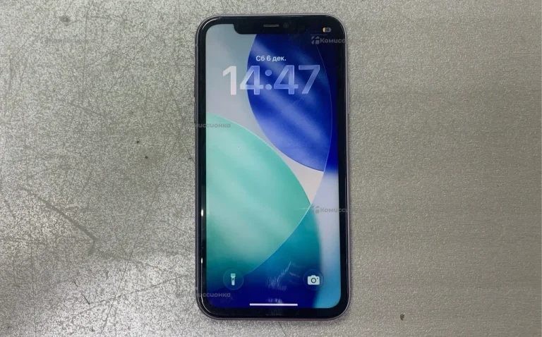 Apple iPhone 11 4/128 ГБ