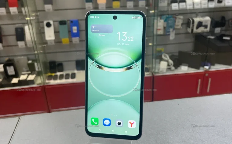 Tecno Spark 30C 4/128 ГБ