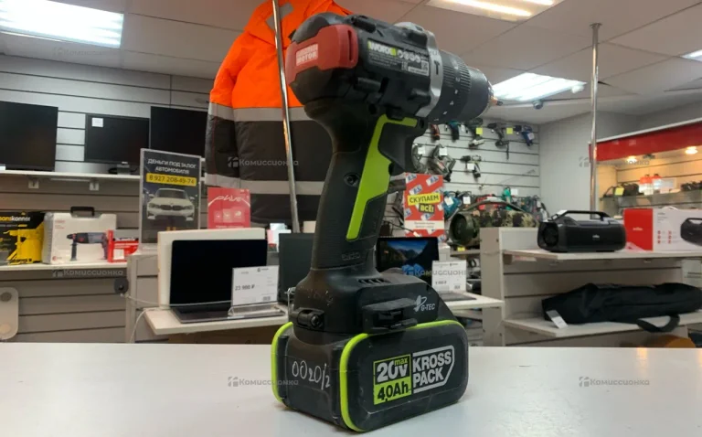 шуруповерт Worx wu373