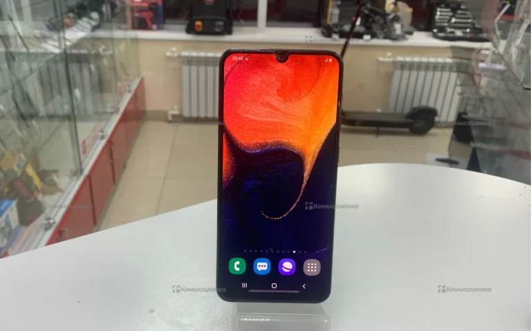 Samsung Galaxy A50 4/64 ГБ