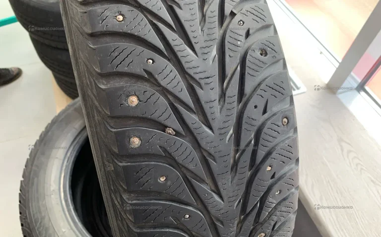 Шины шипованные Yokohama ice guard 215/60 R17