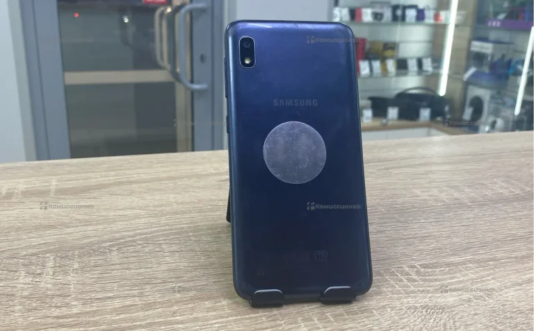 Samsung Galaxy A10 2/32 ГБ