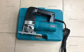 Лобзик Makita сетевой 4304Z