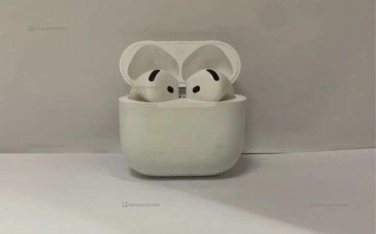 Наушники Apple AirPods 4