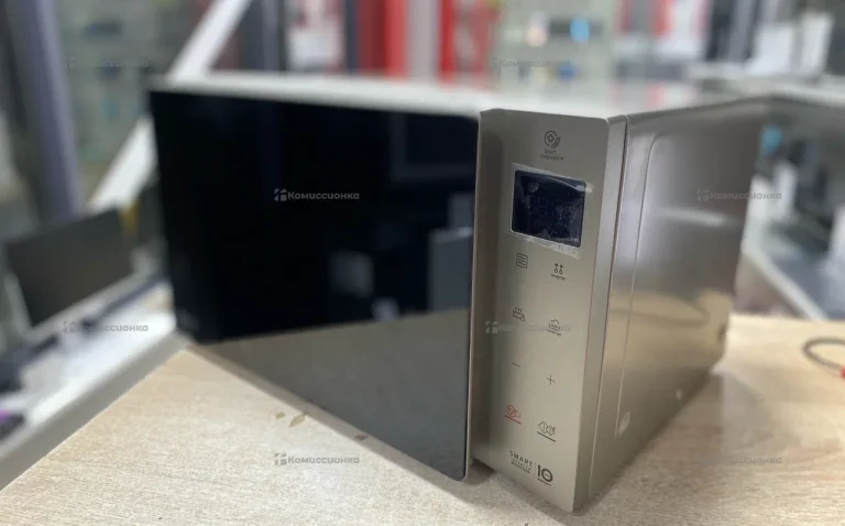 микроволновка LG MW25R3S GISH