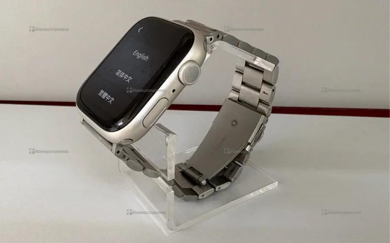 Часы  Apple Watch Series 7 45mm