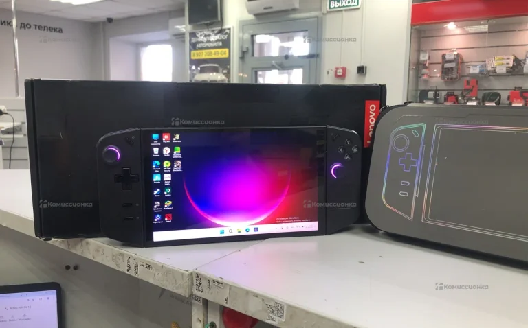 Игровая приставка Lenovo Legion Go 16/512gb