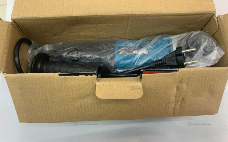 Ушм Makita GA1801