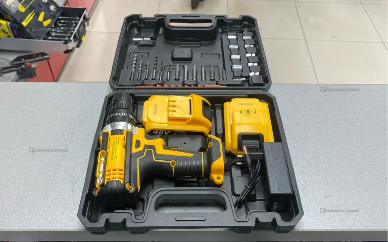 дрель-шуруповерт Dewalt 48V реплика