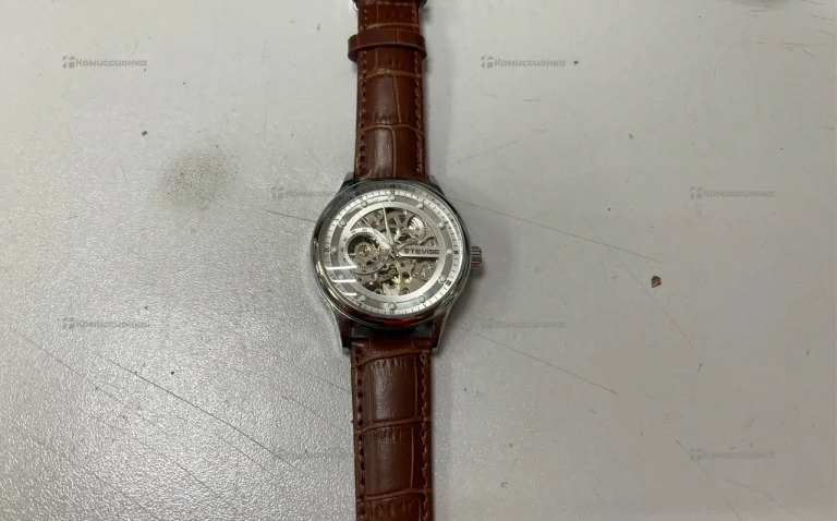 Часы Tevise