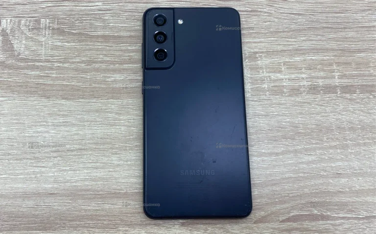 Samsung Galaxy S21 FE 5G 8/256 ГБ