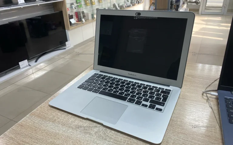 Ноутбук  MacBook Air 2014 13-inch