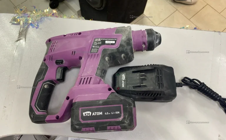 перфоратор аккумуляторный КМ Атом CRH-18
