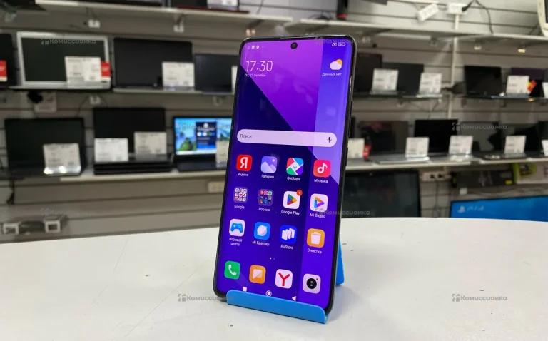 Телефон Xiaomi Redmi Note 13 Pro Plus 5G 12/512Gb