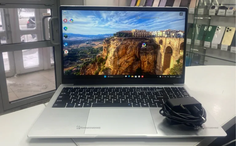 Ноутбук  Kiu n4000